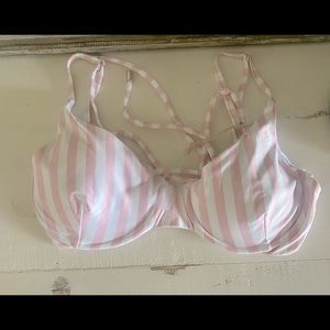 Kenny Flowers swim top NWT